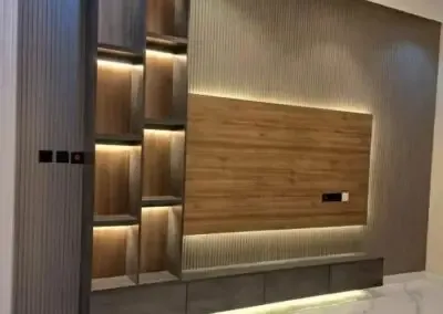 معلم محترف لديكورات بديل الخشب في الماليه مالك عبدالله