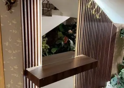 معلم محترف لديكورات بديل الخشب في الماليه مالك عبدالله