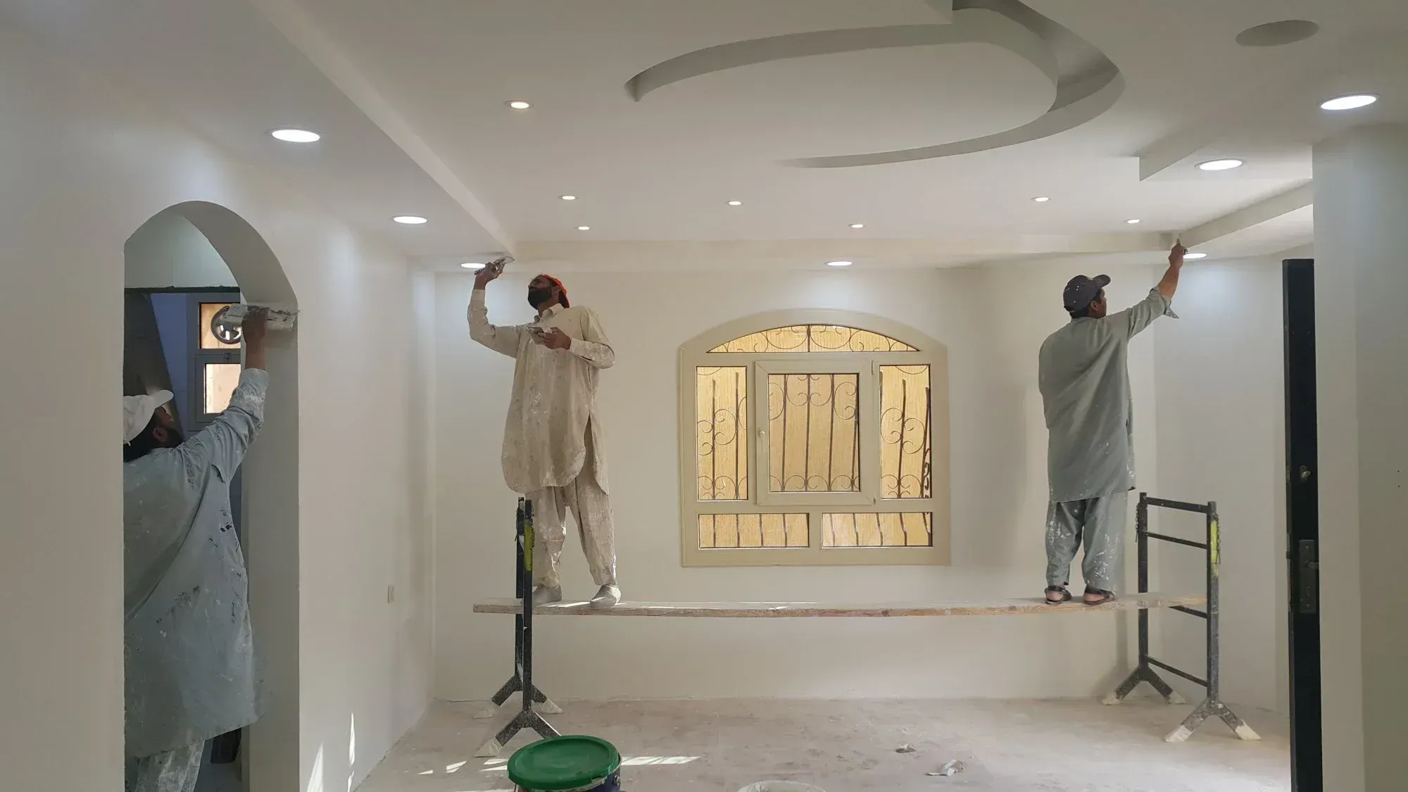 افضل معلم فني لديكورات في حي الملك عبدالله بالرياض 