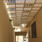 اشكال وتركيب مظلات حديثة ل2026 في الرياض