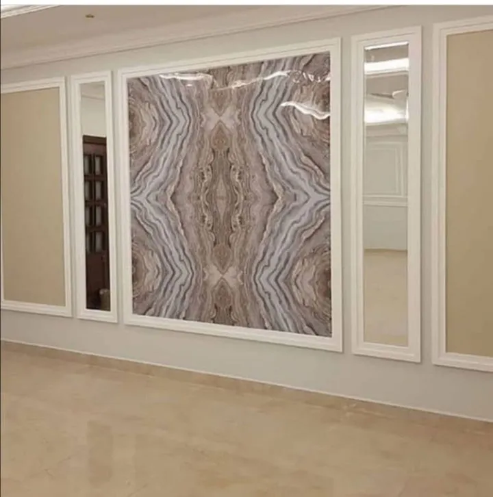 معلم فوم جدران, براويز فوم, بانوهات في حي الازدهار 