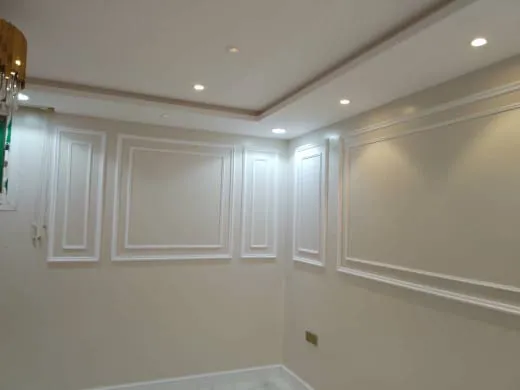 أحدث دهانات ورق الجدران بالرياض في 2026 بين الهدوء والجرأة