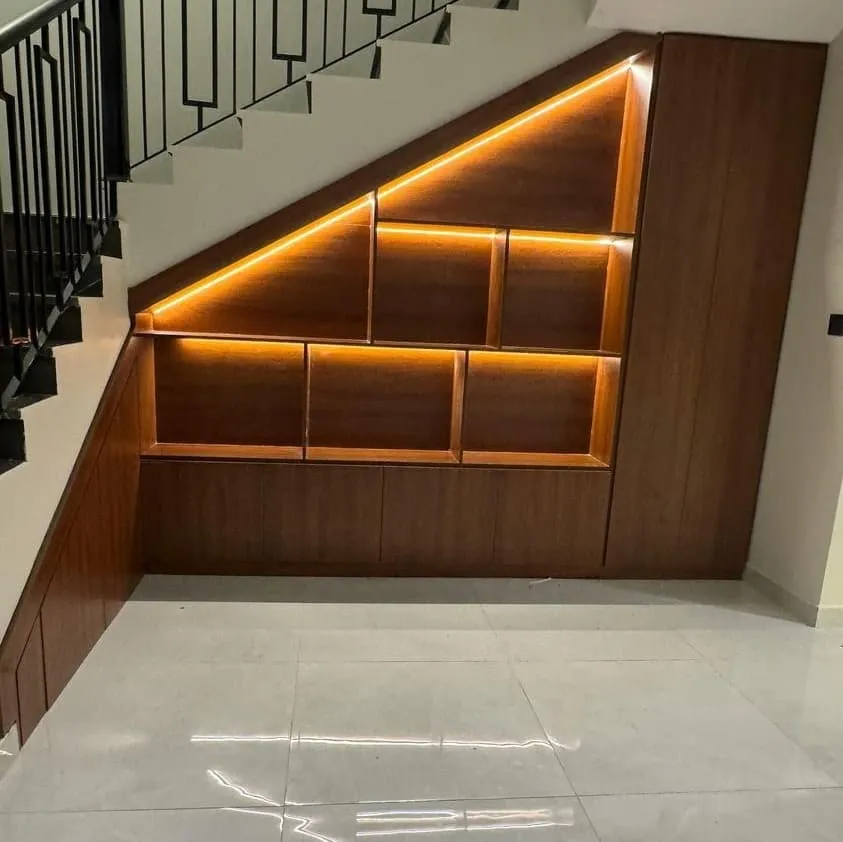 معلم دهانات وديكورات فوم وبديل الشيبورد ودواليب حي الروضة