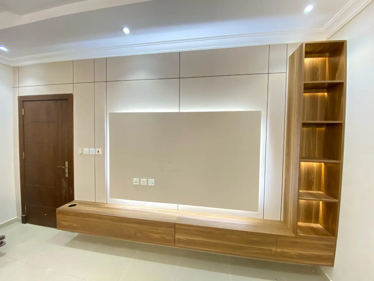 افضل معلم تركيب بديل الشيبورد ودواليب في حي الملك فهد