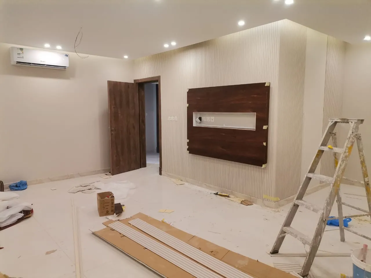 أفضل معلم دهانات وديكورات حي عكاظ لتحويل منزلك إلى لوحة فنية