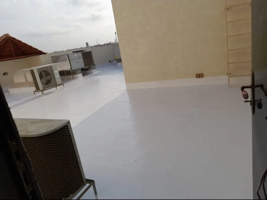 افضل معلم دهانات وعوازال أسطح المنازل حي الملك فهد بالرياض 