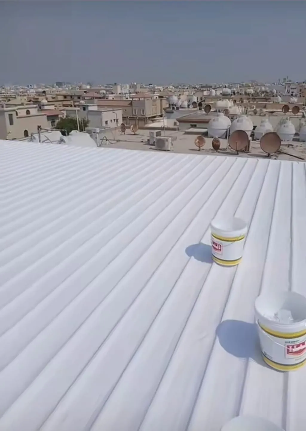 افضل معلم دهانات وعوازال أسطح المنازل حي الملك فهد بالرياض 