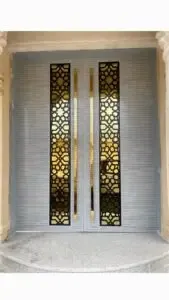 حداد متنقل:لتركيب الأبواب والشبابيك بحي الملك فهد وحي العارض