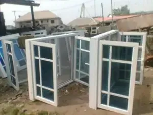 حداد متنقل:لتركيب الأبواب والشبابيك بحي الملك فهد وحي العارض