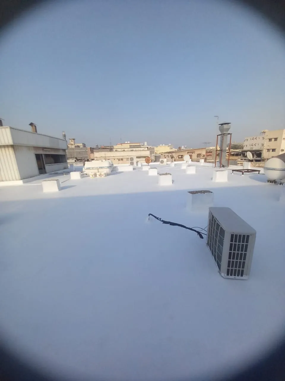 معلم دهانات وعوازل ممتاز في حي الملك فهد وحي الملك فيصل 