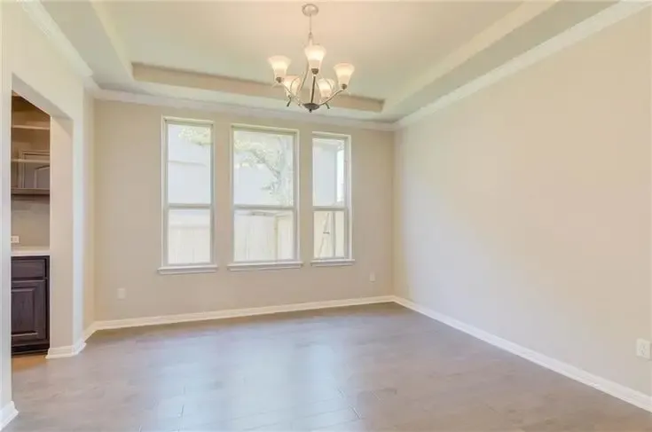 فني دهانات وديكورات في شمال الرياض0531814963:لتجديد منزلك 