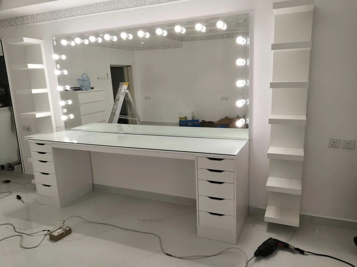 أفضل معلم ديكورات دواليب وجدران بحي العارض:تصاميم مودرن 2026