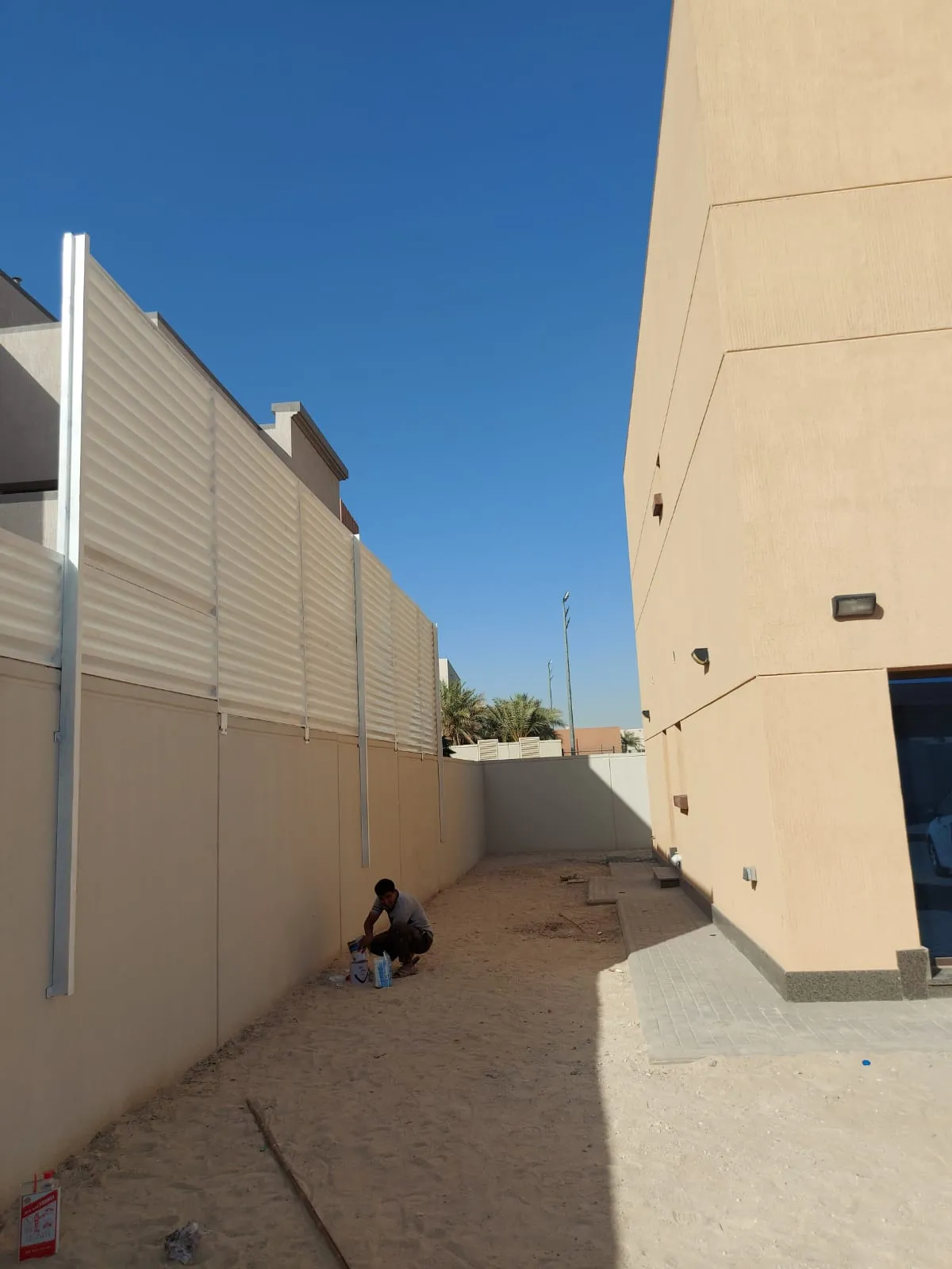 سواتر حديد في حي العارض بأسعار مخفضه وبتصاميم حسب الطلب