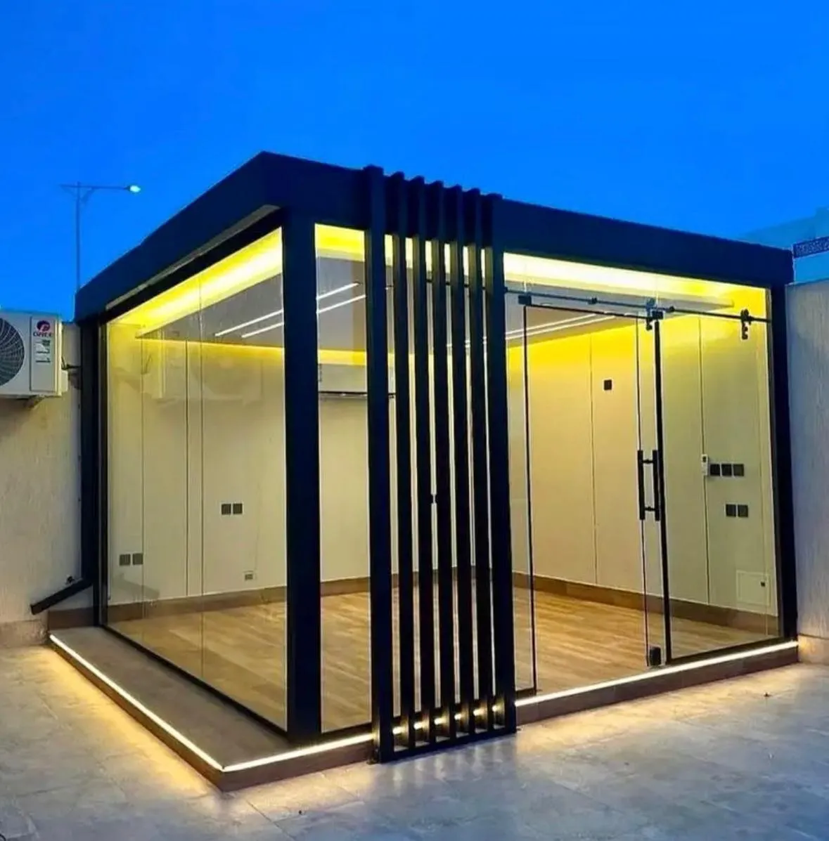 مجالس زجاجية وملاحق خارجيه فخمة بشمال الرياض:تصاميم عصرية 