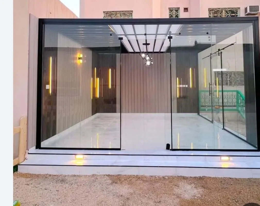 مجالس زجاجية وملاحق خارجيه فخمة بشمال الرياض:تصاميم عصرية 