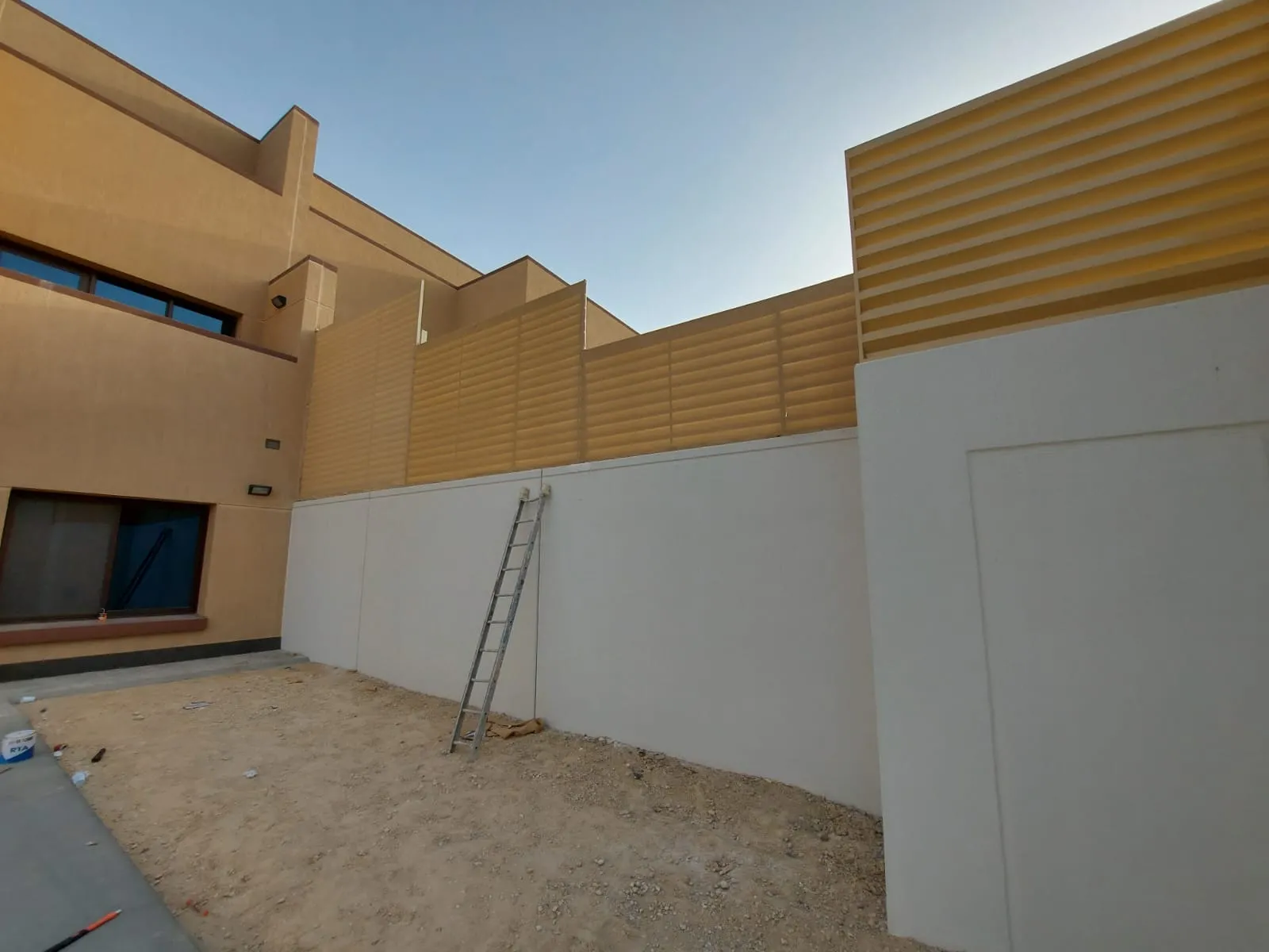 أفضل حداد سواتر حديد مجدول في حي النرجس|بخصومات حصرية